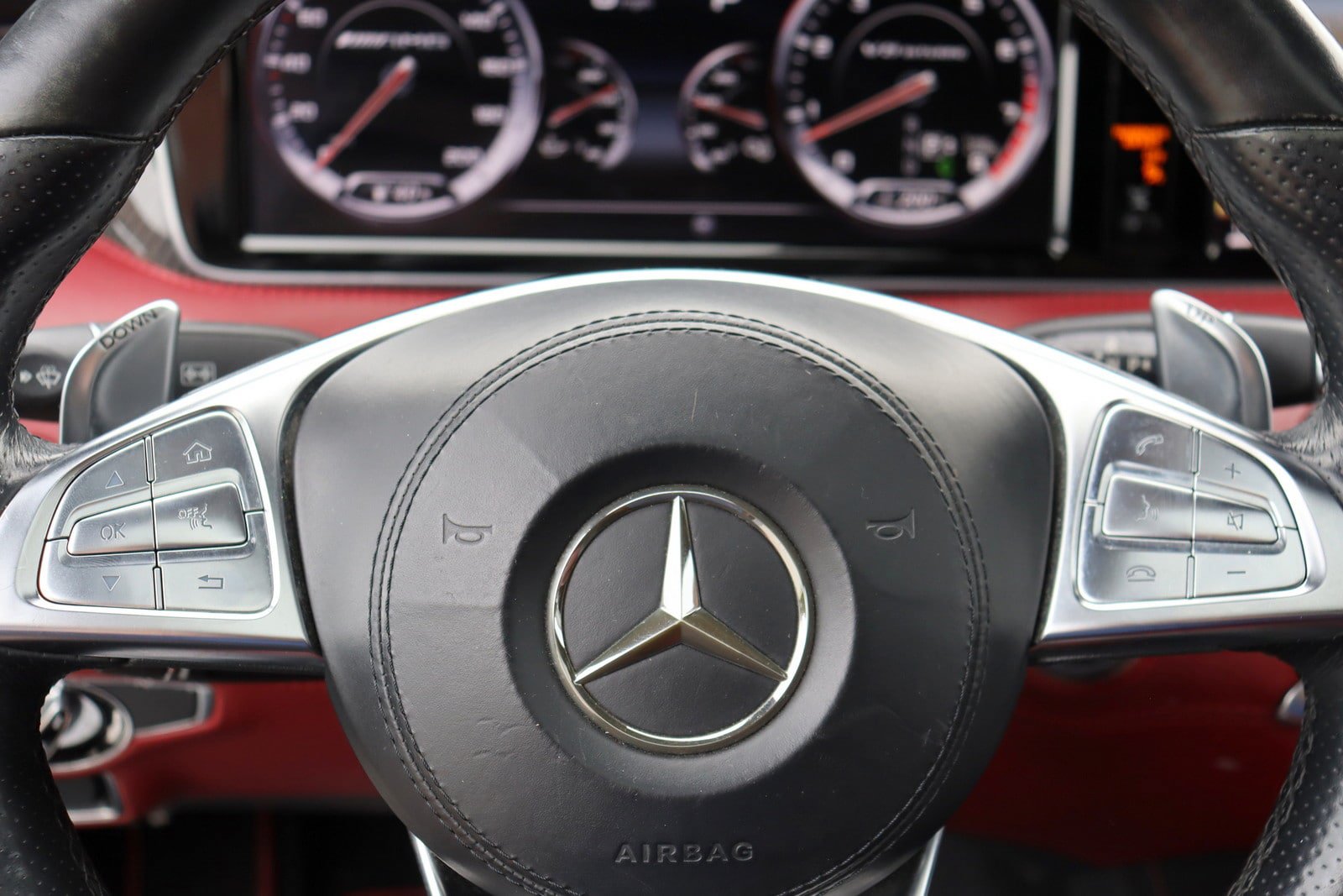 Used 2015 Mercedes-Benz S 63 AMG 4MATIC Coupe image 26