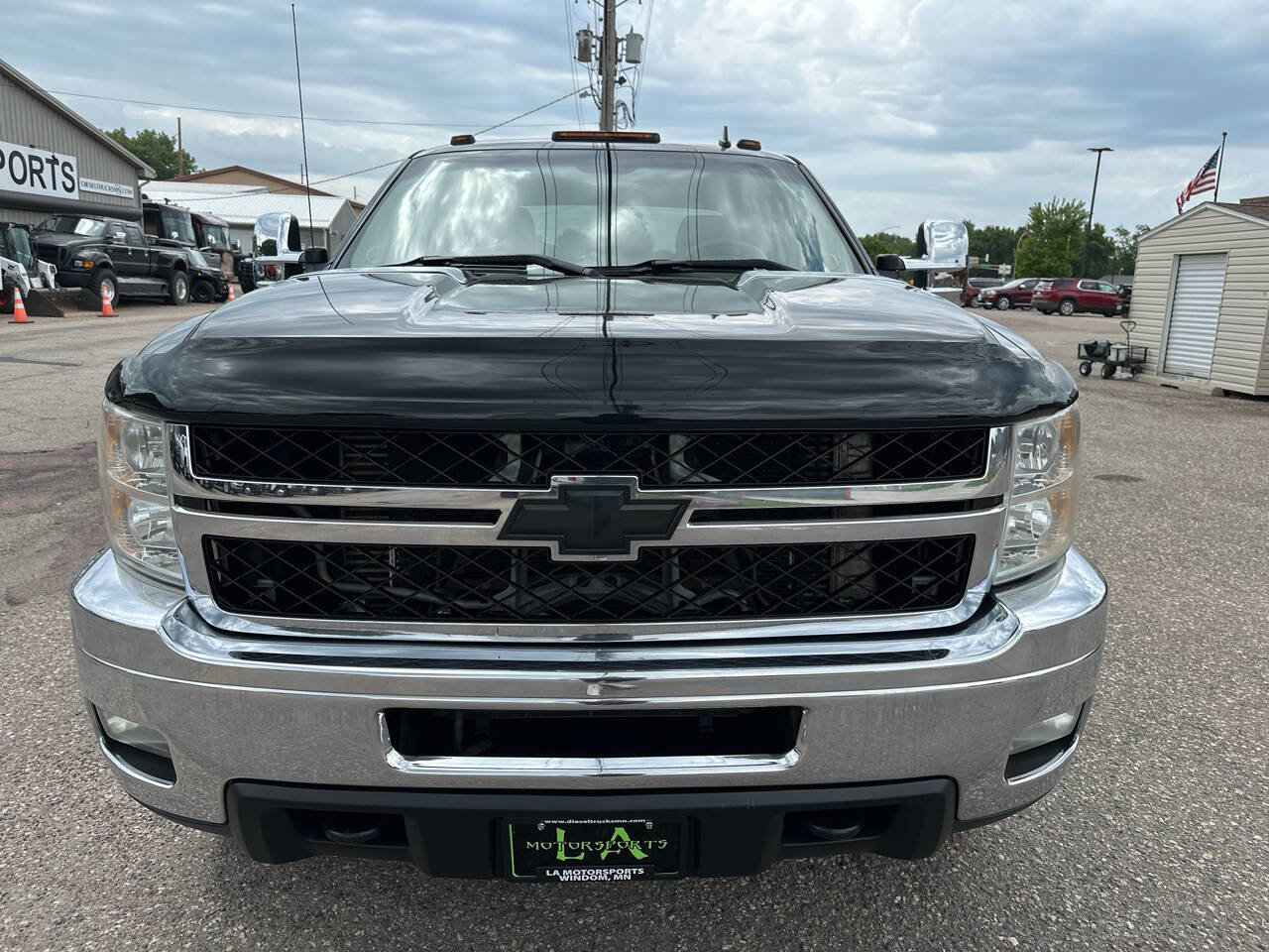 Used 2011 Chevrolet Silverado 3500 LTZ w/ LTZ Plus Package image 8