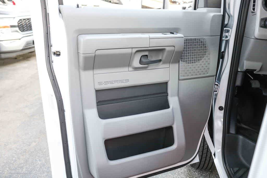 New 2026 Ford E-350 and Econoline 350 Super Duty w/ Power Equipment Group image 25