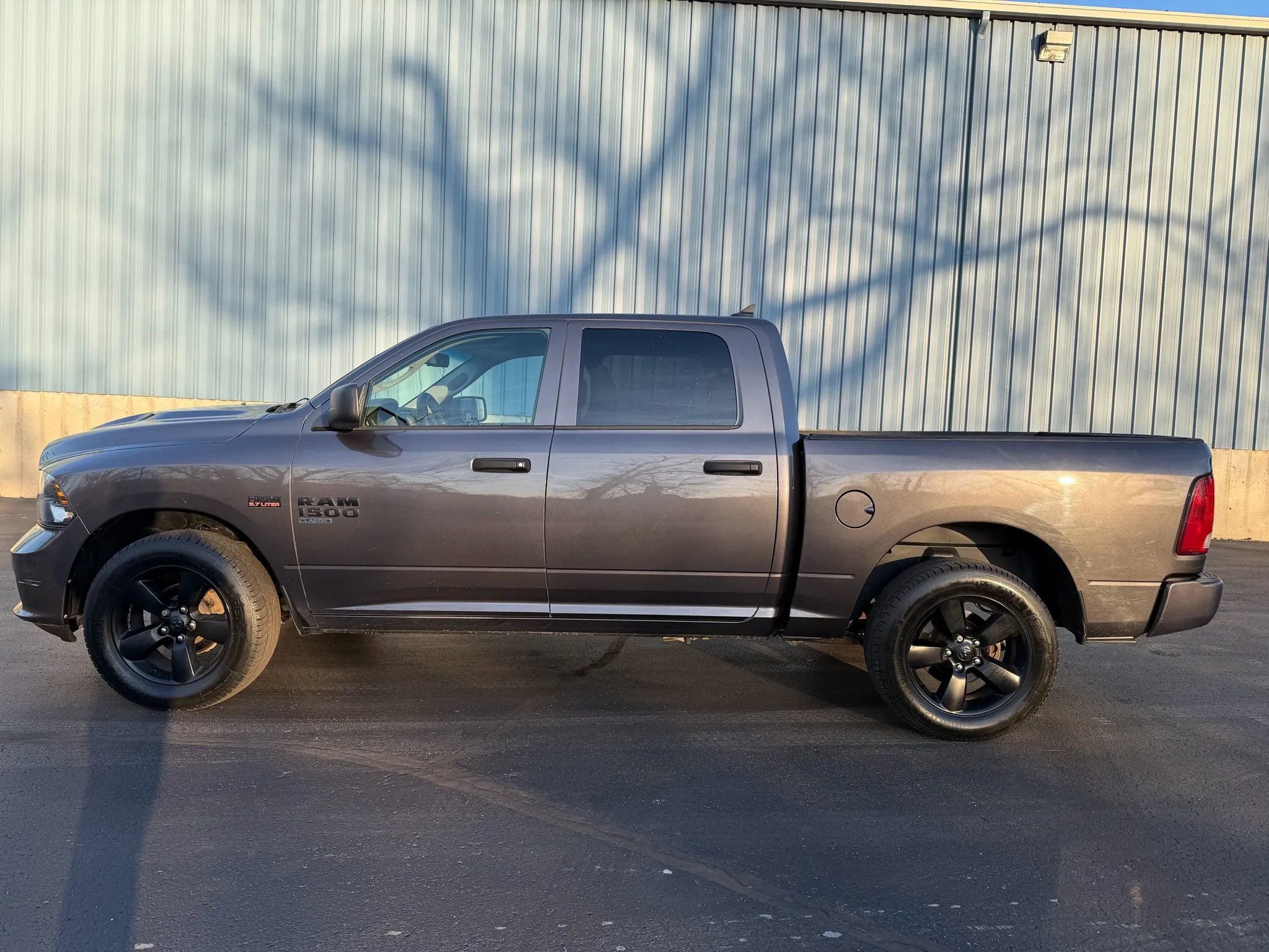 Used 2019 RAM 1500 Express w/ Wheel & Sound Group image 8