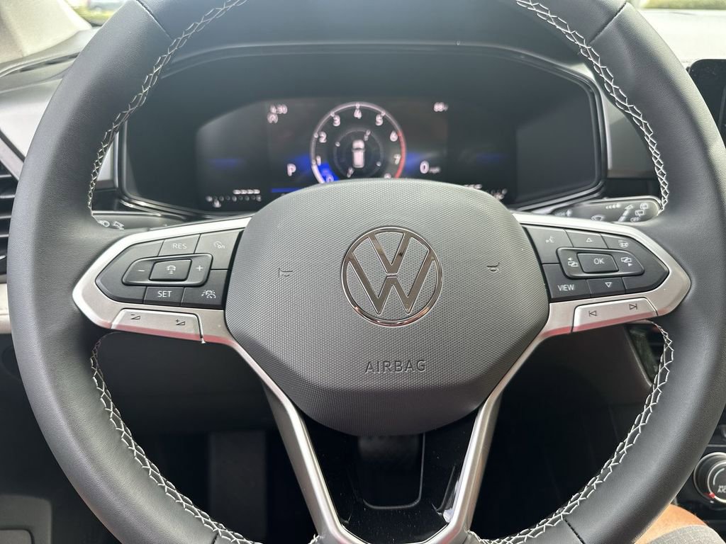 New 2025 Volkswagen Taos S image 14