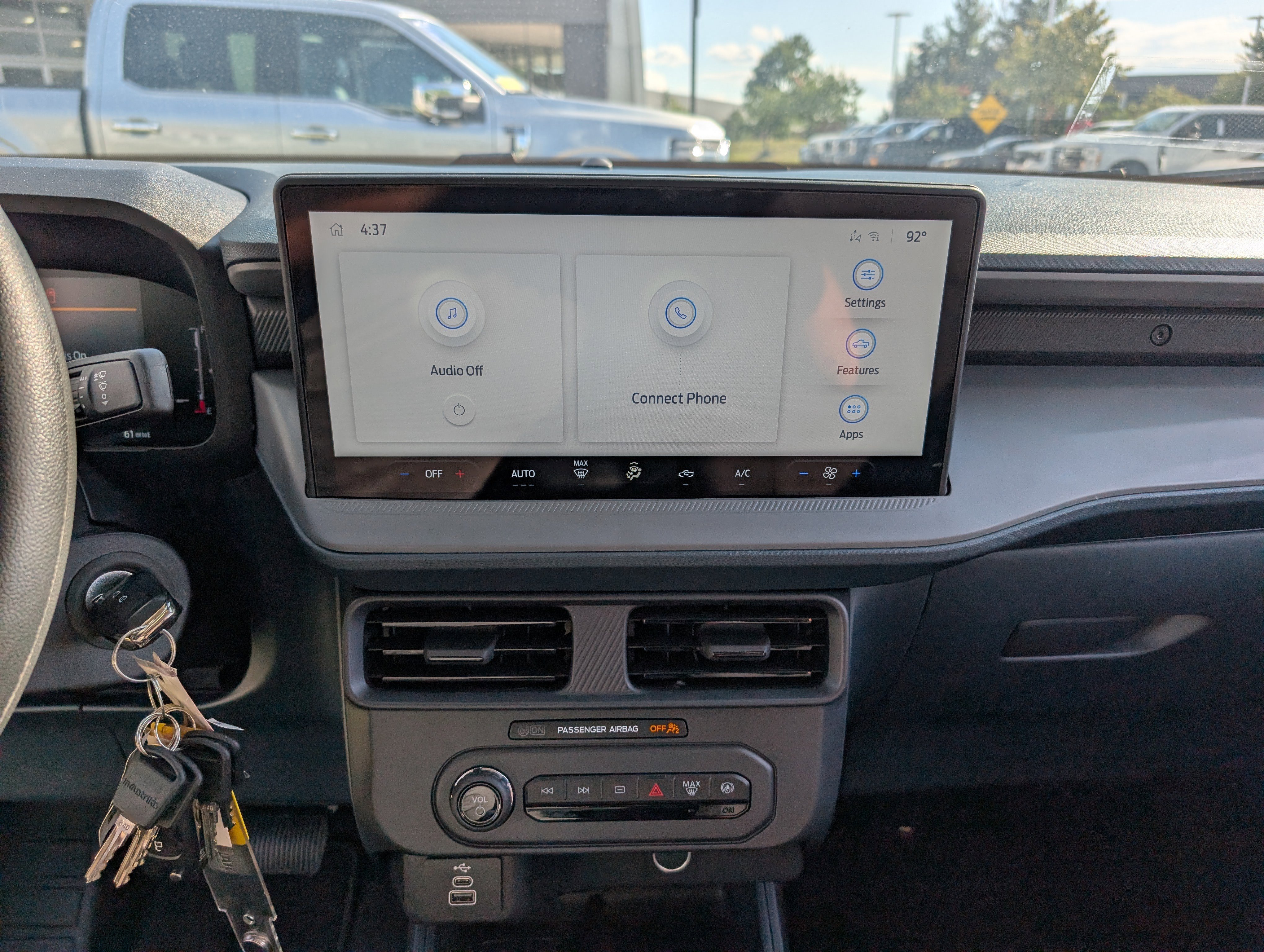 New 2025 Ford Maverick XL w/ Equipment Group 102A image 16