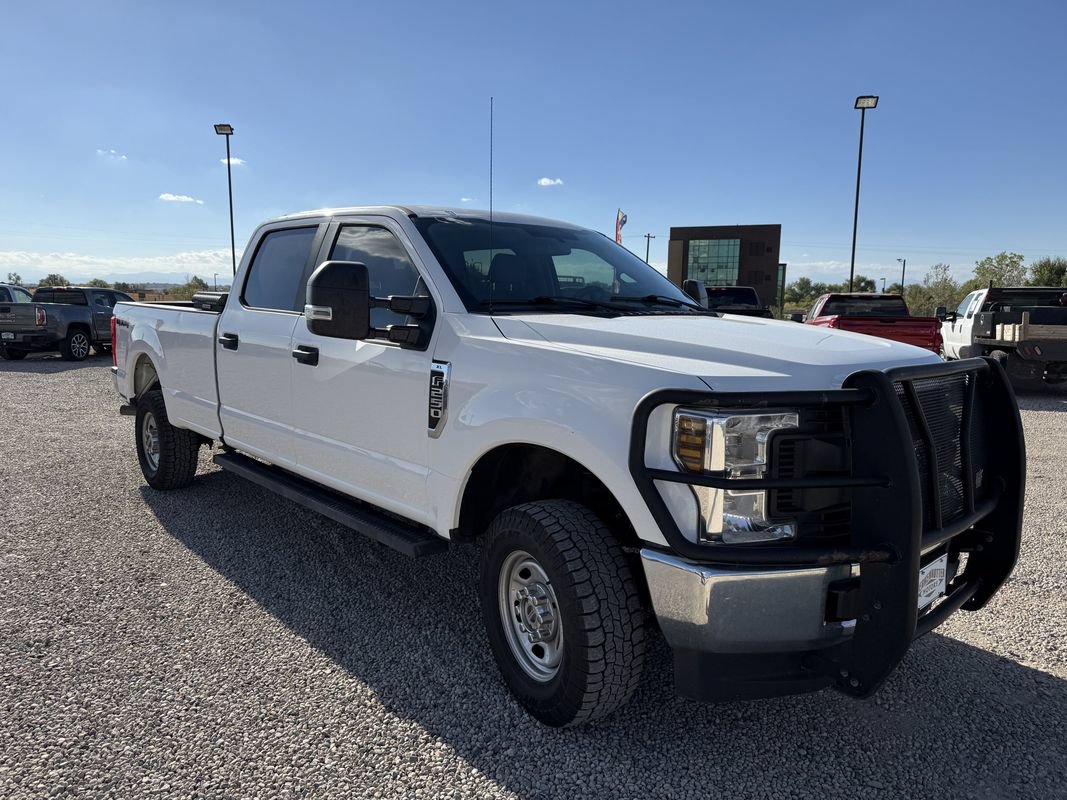 Used 2018 Ford F250 XL w/ Power Equipment Group AWD/4WD image 2