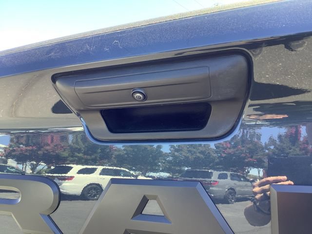 Used 2025 RAM 2500 Big Horn AWD/4WD image 28