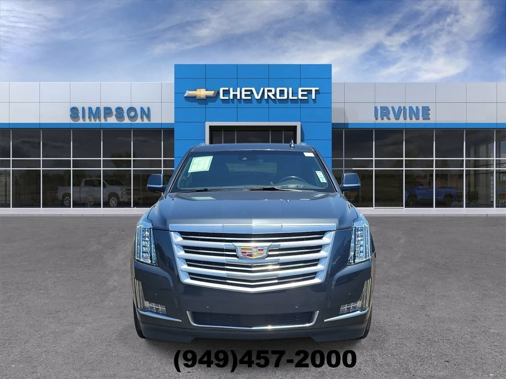 Used 2019 Cadillac Escalade ESV Platinum AWD/4WD image 3