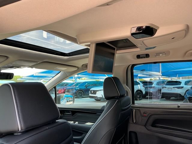 New 2026 Honda Odyssey Touring image 11