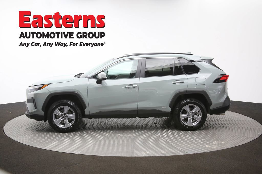 Used 2022 Toyota RAV4 XLE AWD/4WD image 60