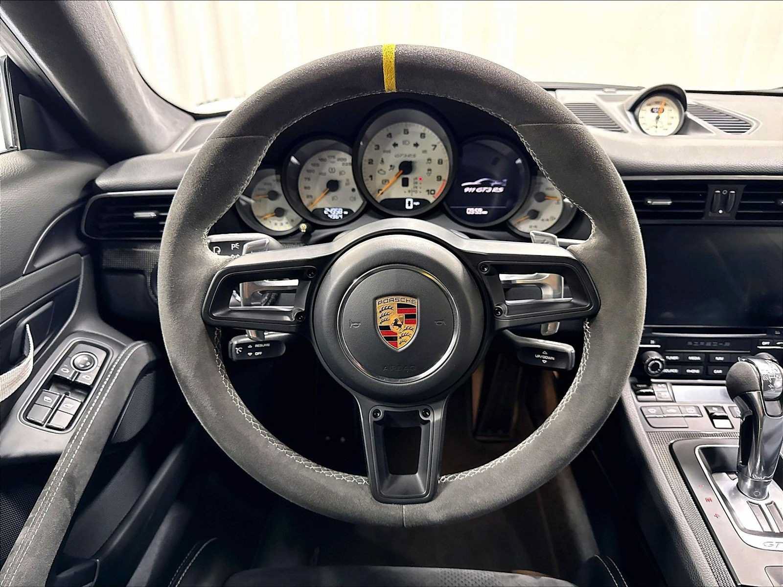 Used 2019 Porsche 911 GT3 RS RWD image 17