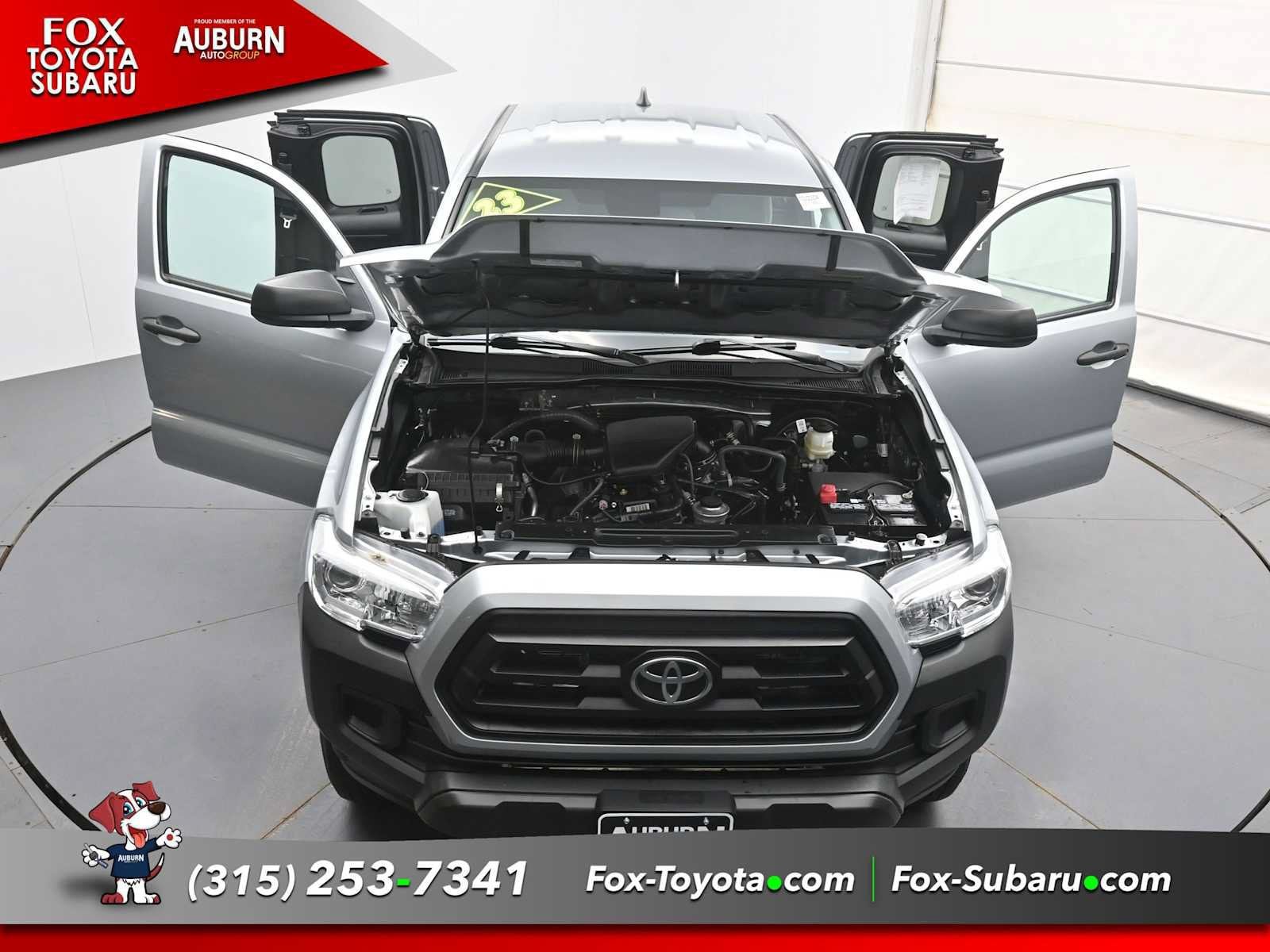 Used 2023 Toyota Tacoma SR AWD/4WD image 37