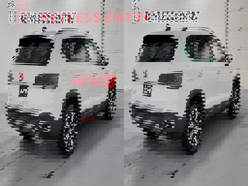 Used 2022 Volkswagen Taos SE image 9