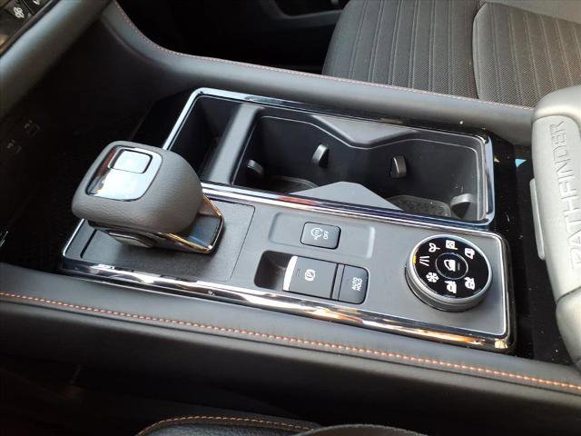 Certified 2025 Nissan Pathfinder Rock Creek image 26