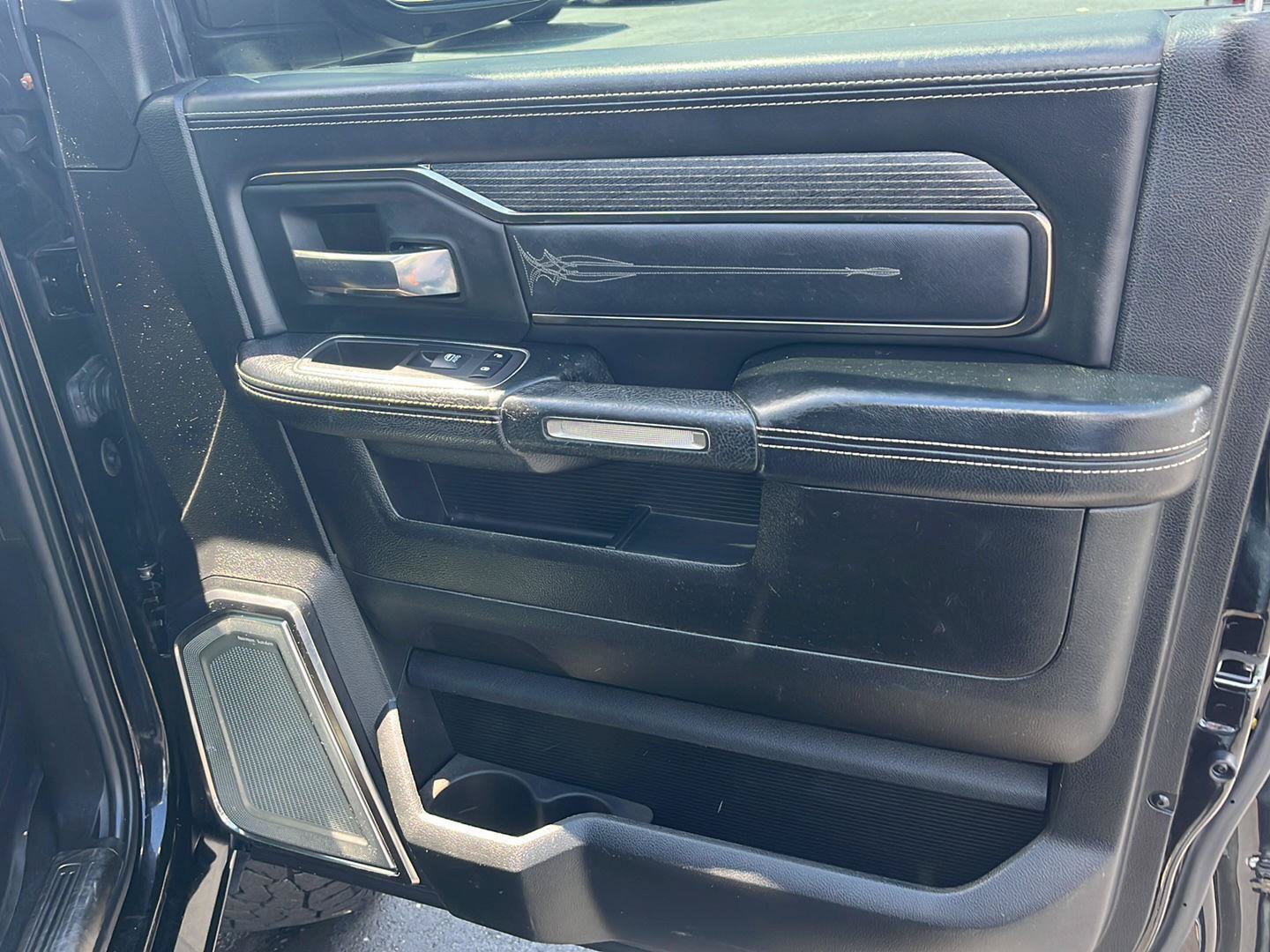 Used 2019 RAM 2500 Limited AWD/4WD image 30