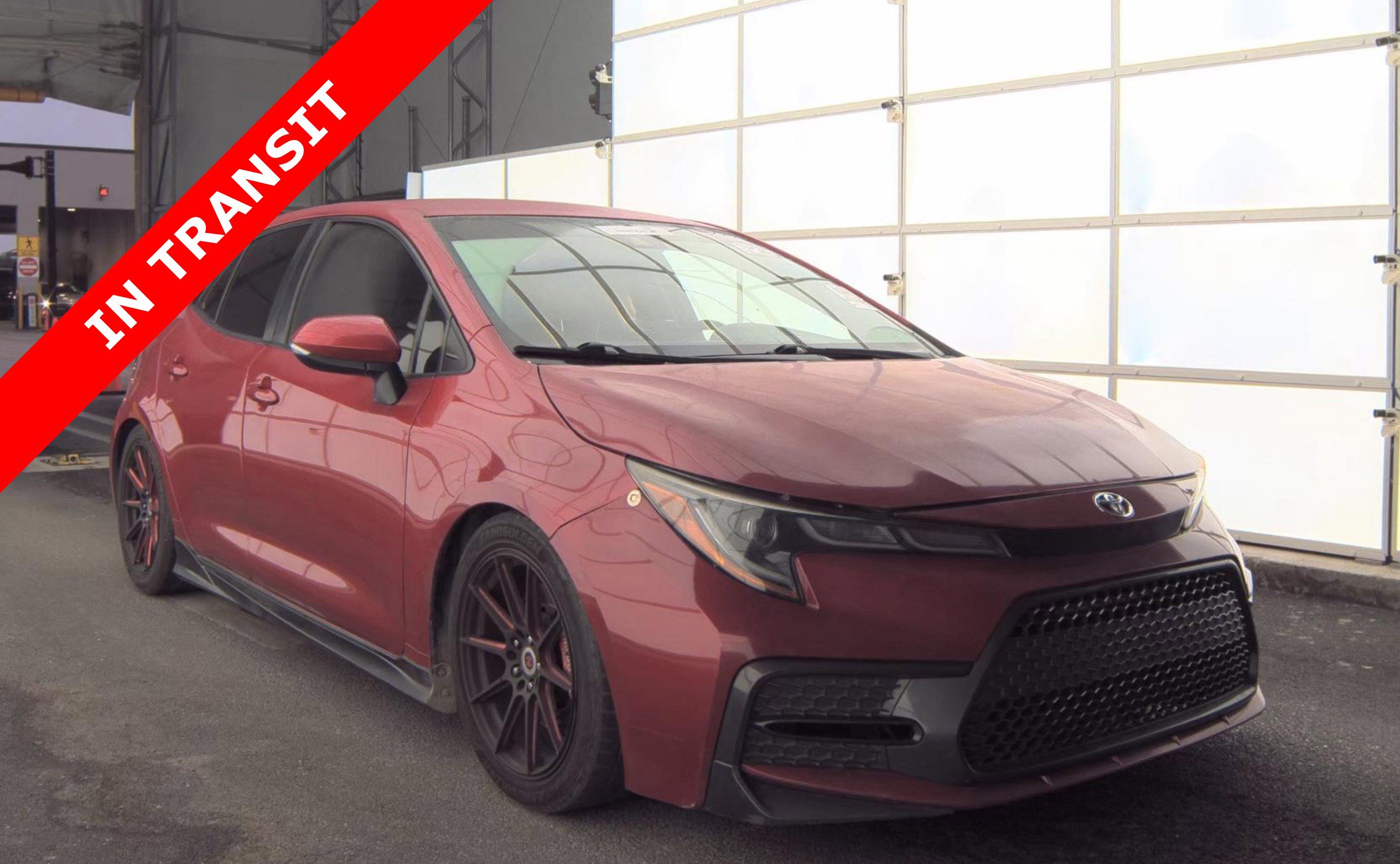 Used 2021 Toyota Corolla SE w/ Special Edition FWD image 1