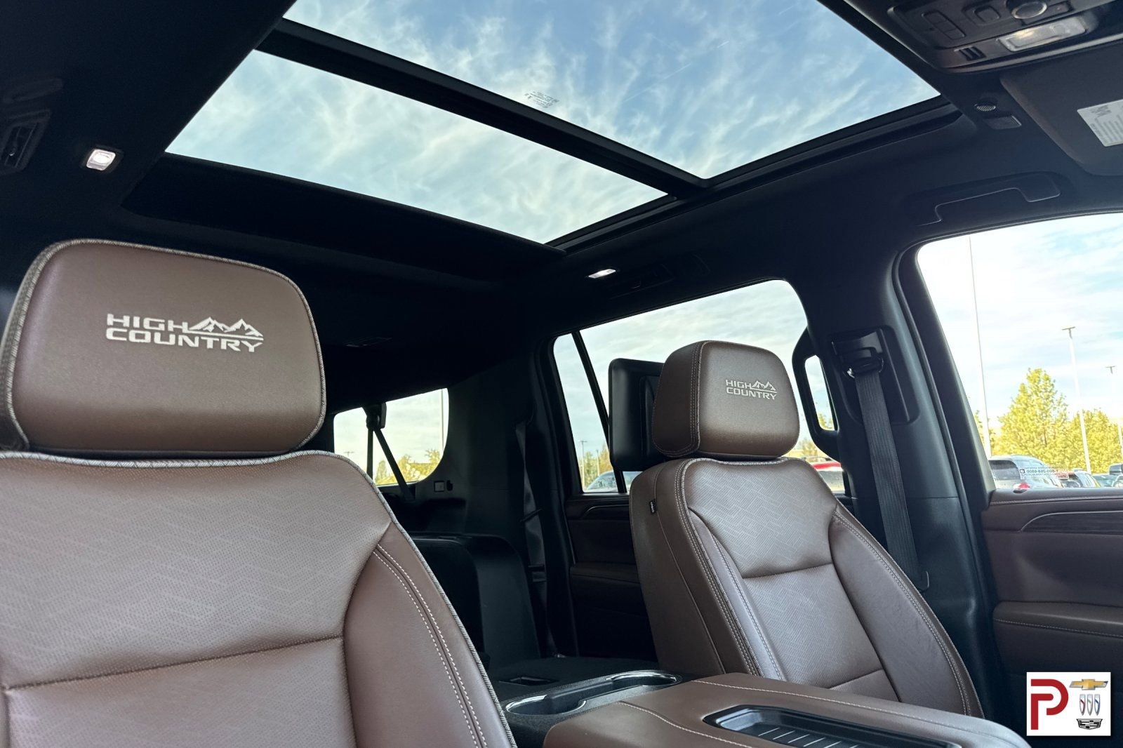 Certified 2023 Chevrolet Suburban High Country w/ LPO, Illumination Package AWD/4WD image 21