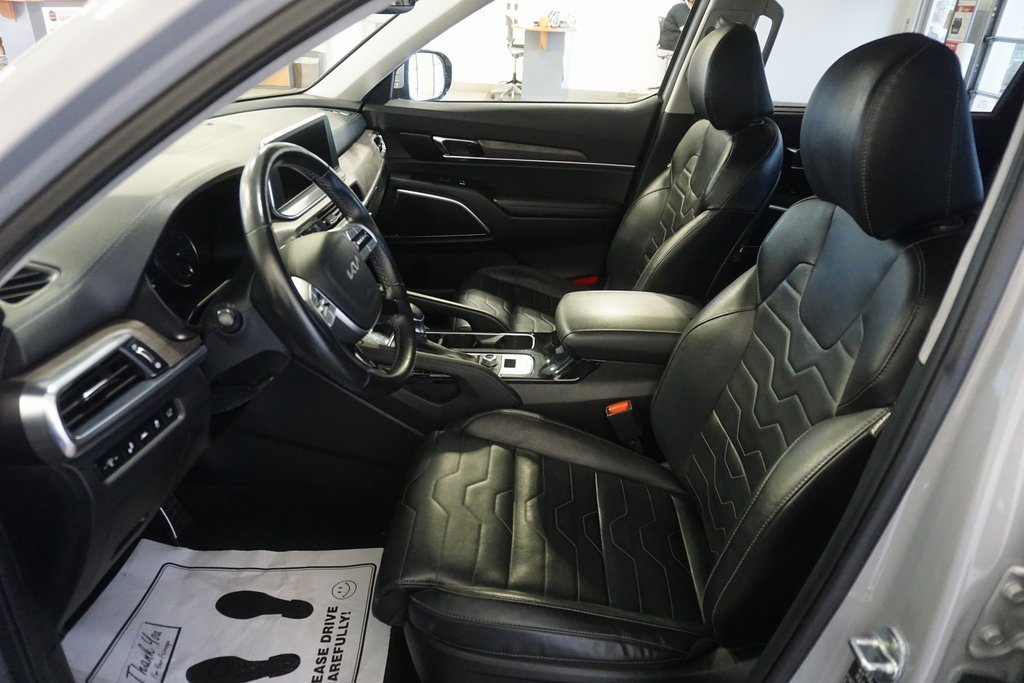 Used 2022 Kia Telluride SX w/ SX Prestige Package image 24