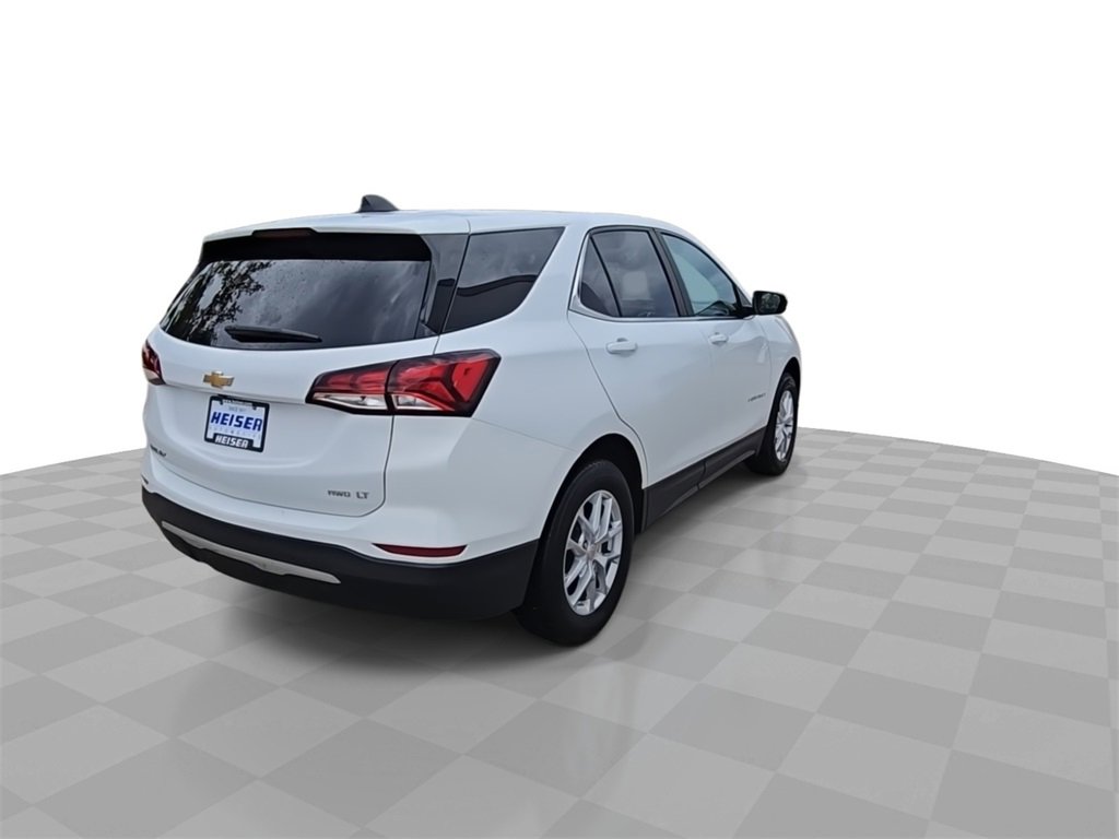 Used 2023 Chevrolet Equinox LT w/ Driver Convenience Package image 8