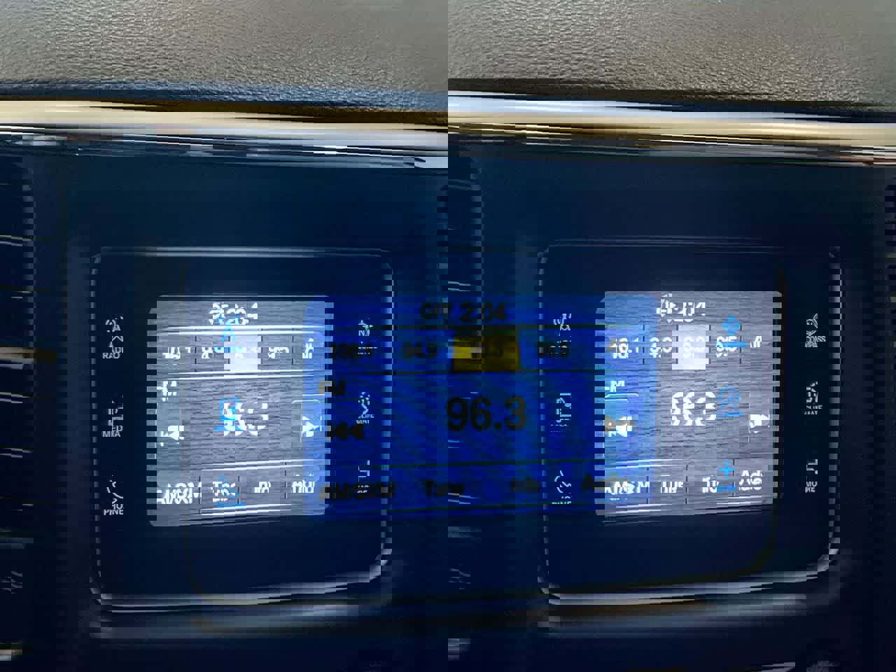 Used 2014 Jeep Grand Cherokee Limited image 16