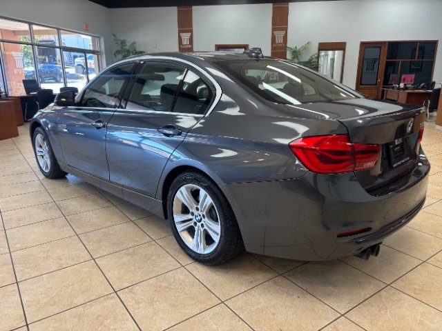 Used 2018 BMW 330i Sedan RWD image 6
