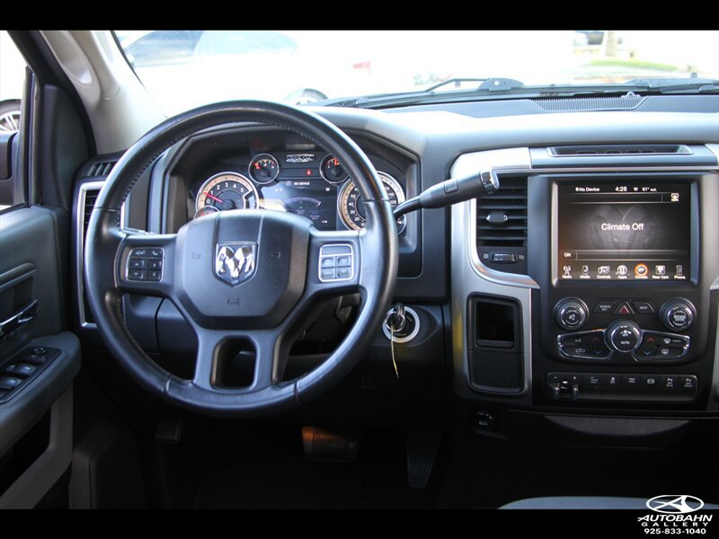 Used 2017 RAM 2500 SLT w/ Luxury Group RWD image 27