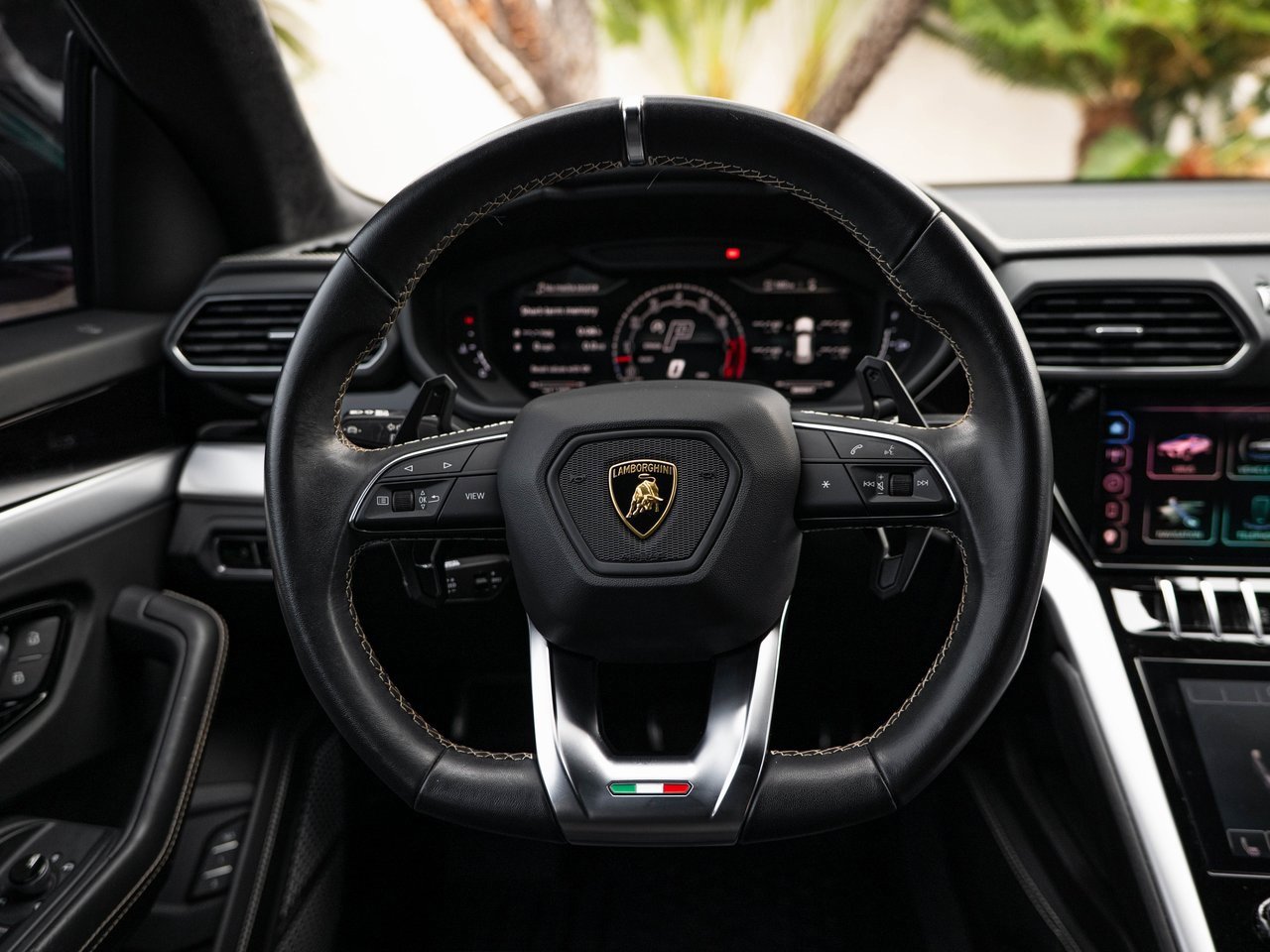 Used 2024 Lamborghini Urus S image 35