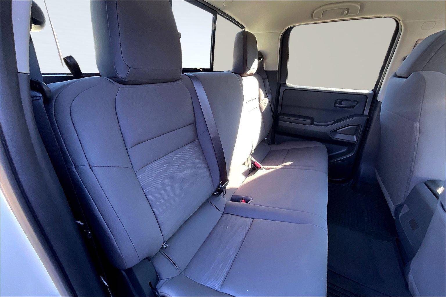 New 2026 Nissan Frontier S image 10