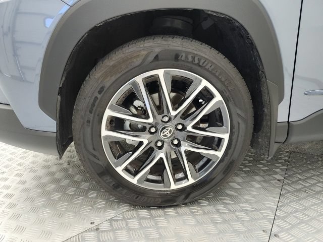 Certified 2026 Toyota Corolla Cross XLE FWD image 16