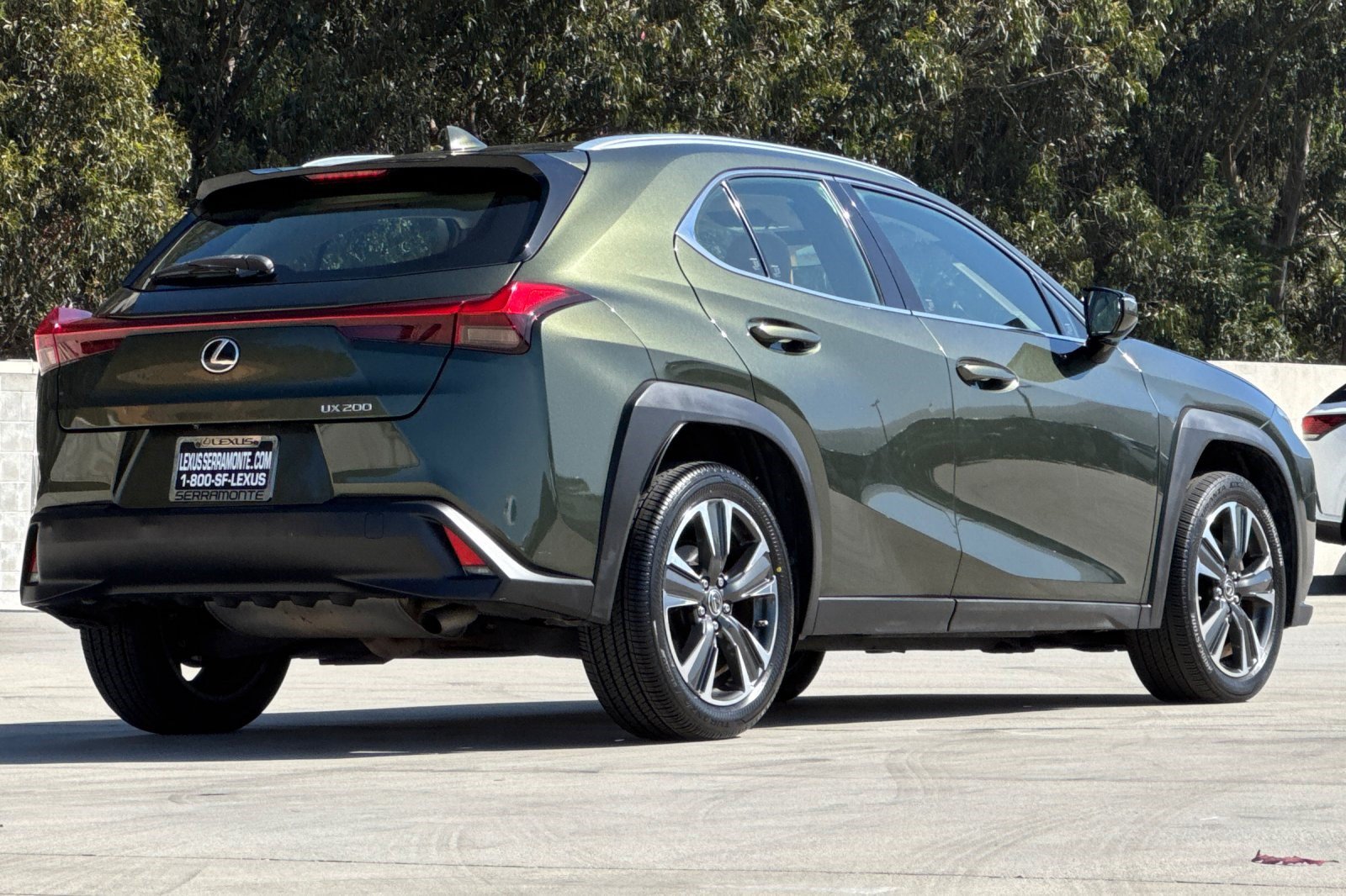 Used 2019 Lexus UX 200 w/ Accessory Package FWD image 8