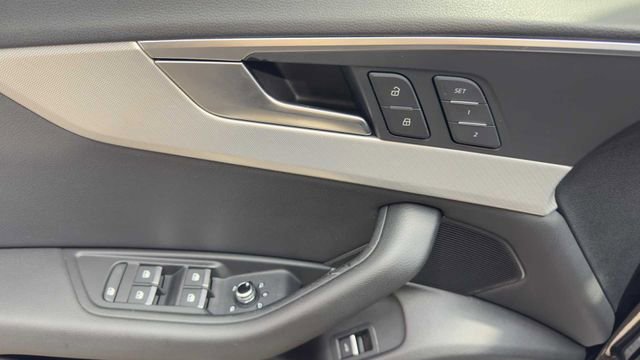 Used 2018 Audi A4 2.0T Ultra Premium Plus w/ Premium Plus Package FWD image 21