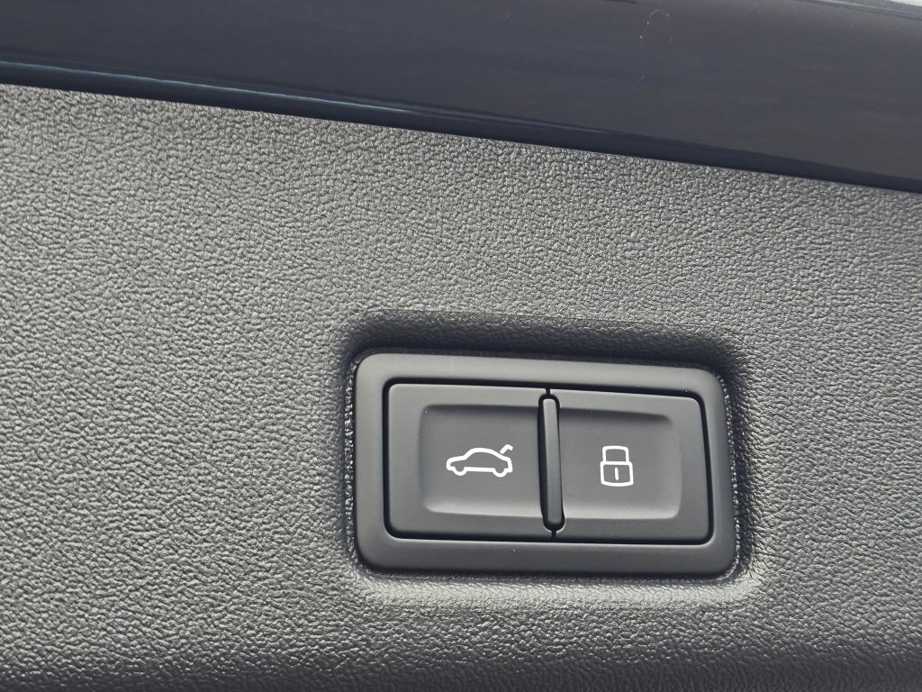 New 2026 Audi Q5 2.0T AWD/4WD image 23