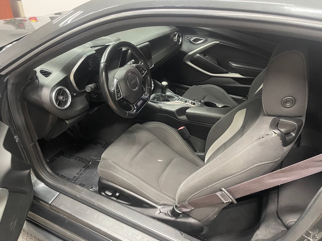 Used 2017 Chevrolet Camaro LS RWD image 13