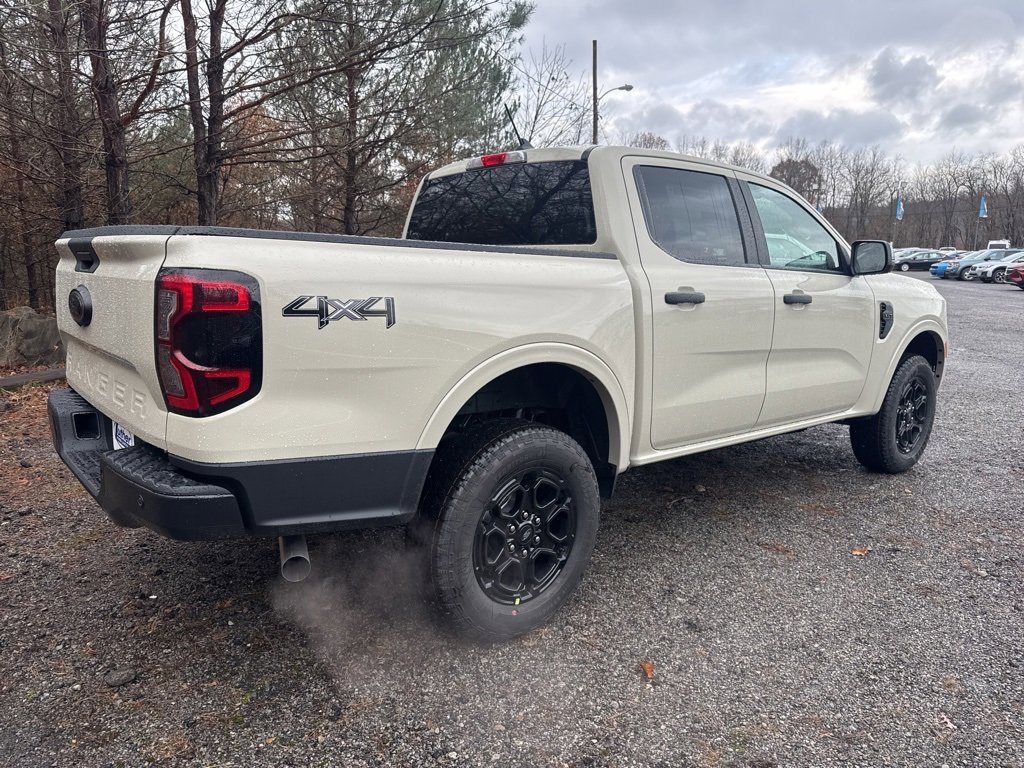 New 2025 Ford Ranger XLT w/ Black Appearance Package image 12
