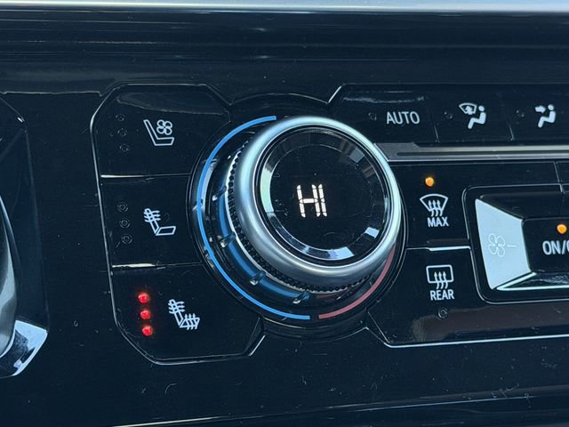 Used 2023 GMC Sierra 1500 Denali Ultimate image 23