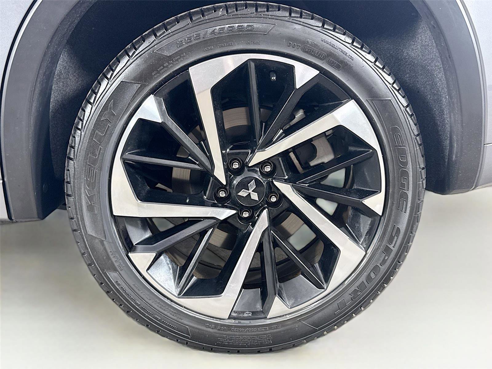 Used 2023 Mitsubishi Outlander SEL image 28