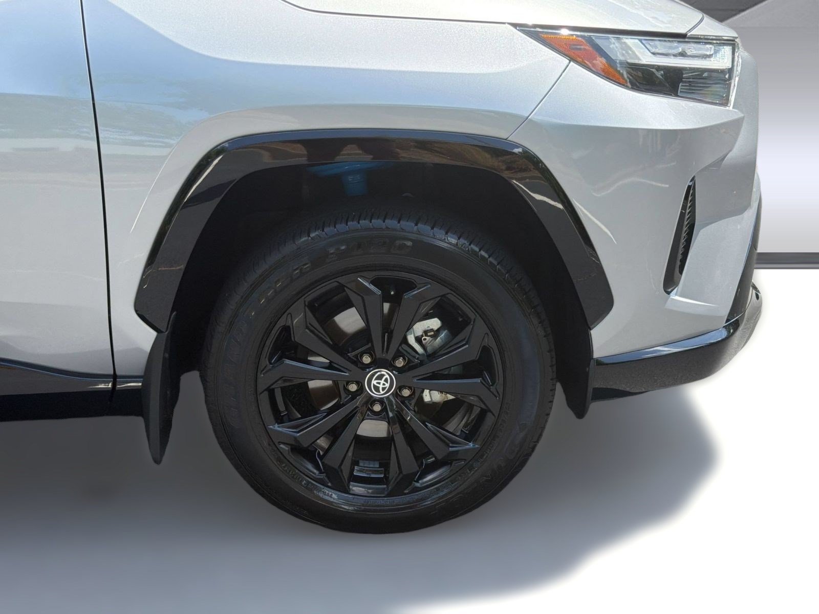 Used 2025 Toyota RAV4 SE w/ Convenience Package AWD/4WD image 13