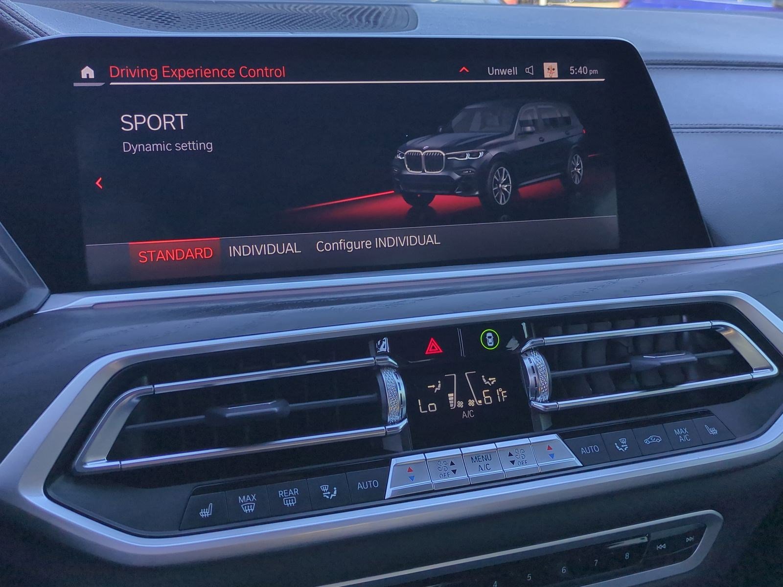 Used 2022 BMW X7 xDrive40i w/ M Sport Package AWD/4WD image 23