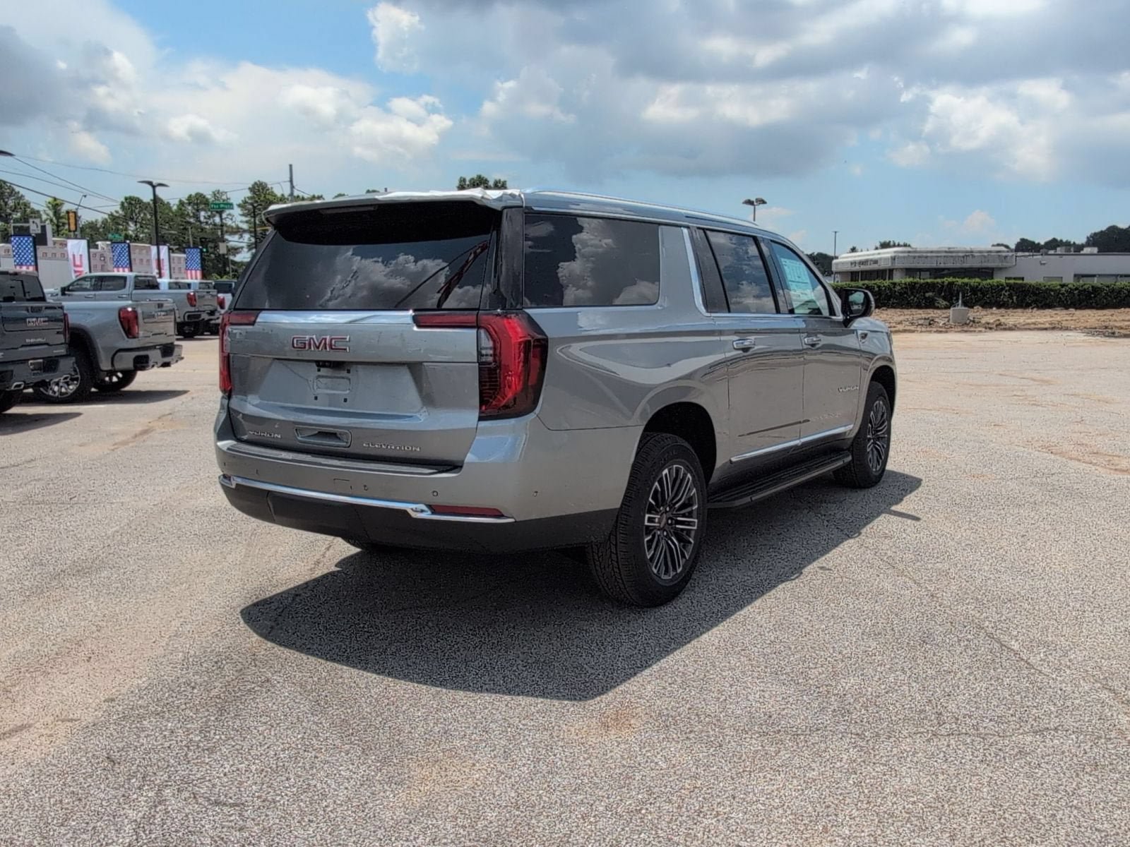 New 2026 GMC Yukon XL Elevation w/ Elevation Premium Package AWD/4WD image 6