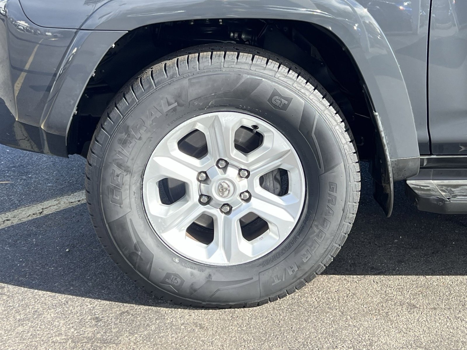 Used 2024 Toyota 4Runner SR5 Premium image 13