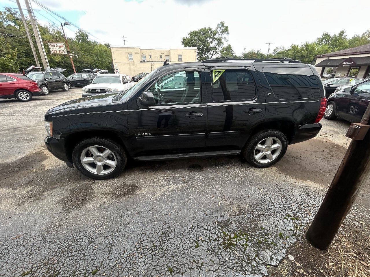 Used 2013 Chevrolet Tahoe LT w/ Luxury Package AWD/4WD image 4