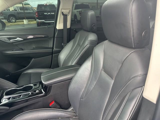 Used 2021 Buick Envision Essence w/ Technology Package I image 7