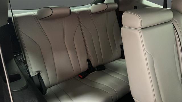Used 2022 Acura MDX SH-AWD w/ Advance Package image 25