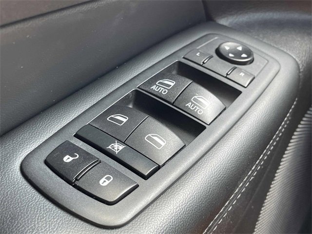 Used 2020 Jeep Grand Cherokee Altitude image 7