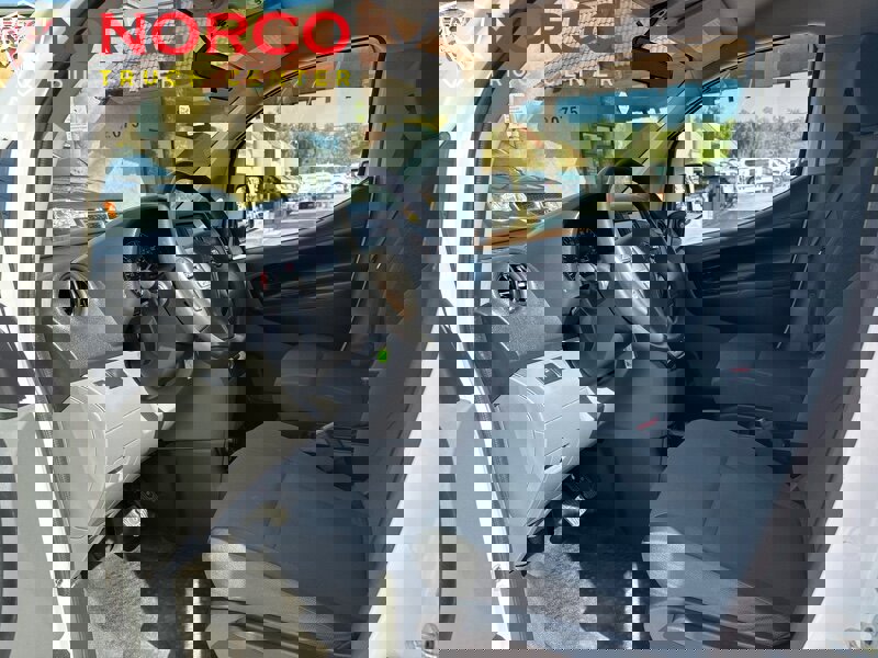 Used 2020 Nissan NV200 S w/ Back Door Glass Package image 18