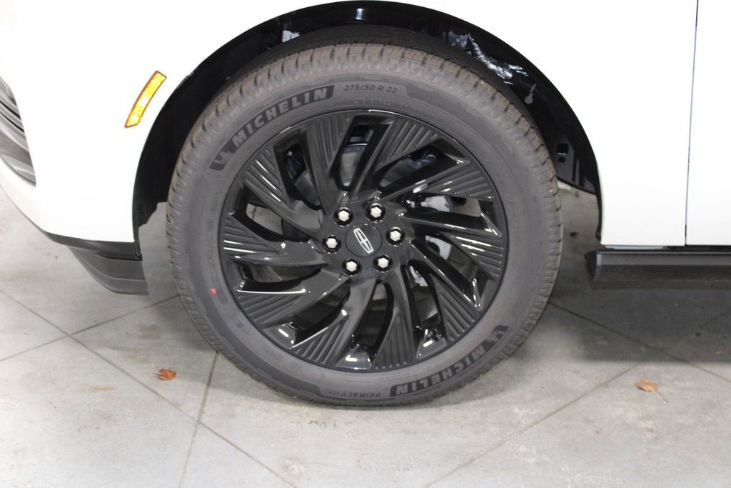 New 2025 Lincoln Navigator Reserve w/ Jet Appearance Package image 22