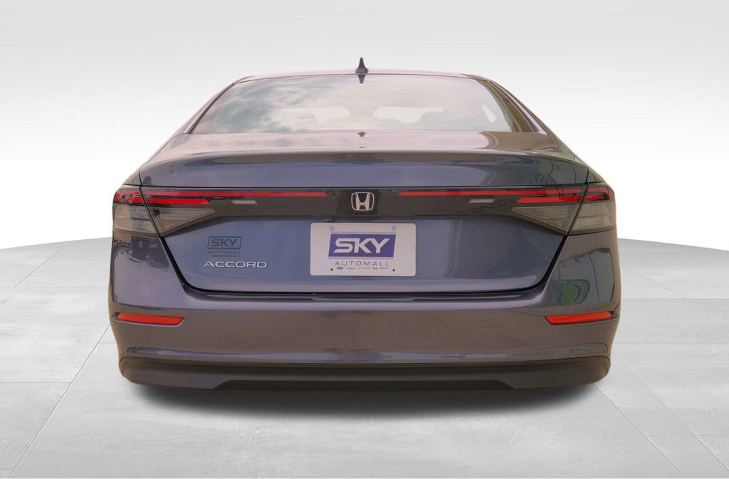 Used 2024 Honda Accord EX image 6