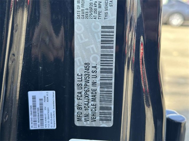 Used 2023 Jeep Wrangler Unlimited Sahara image 27