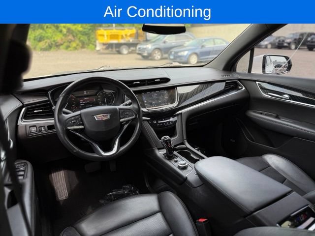 Used 2022 Cadillac XT6 Premium Luxury AWD/4WD image 26