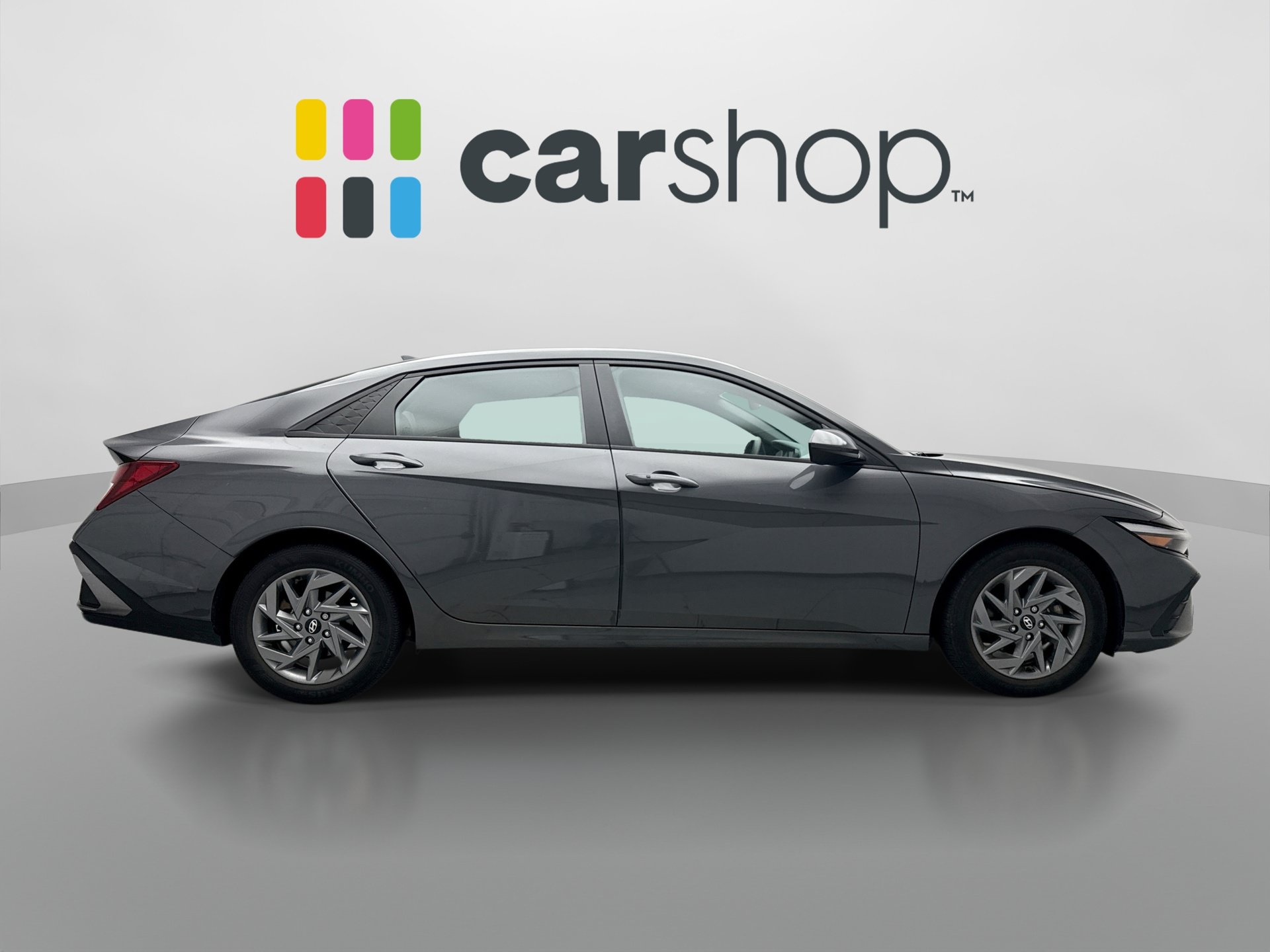 Used 2024 Hyundai Elantra SEL FWD image 6
