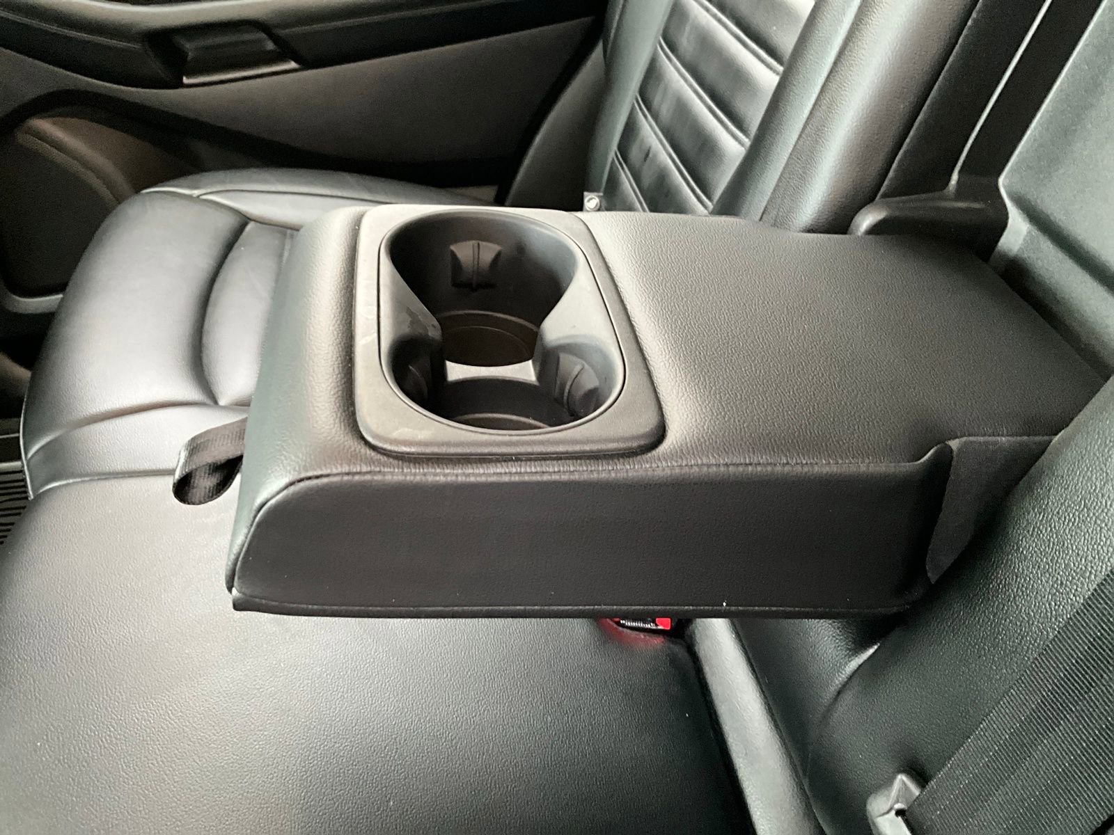 Used 2020 Ford Edge SEL w/ Convenience Package image 30