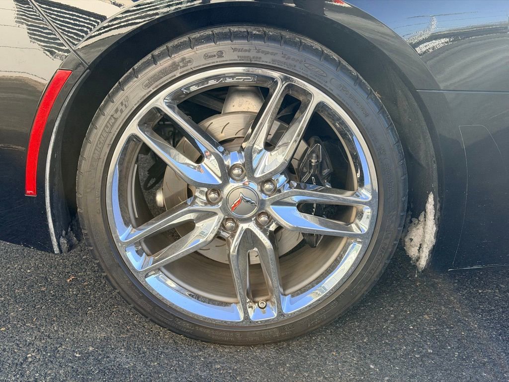 Used 2015 Chevrolet Corvette Stingray Coupe w/ 2LT Preferred Equipment Group image 20