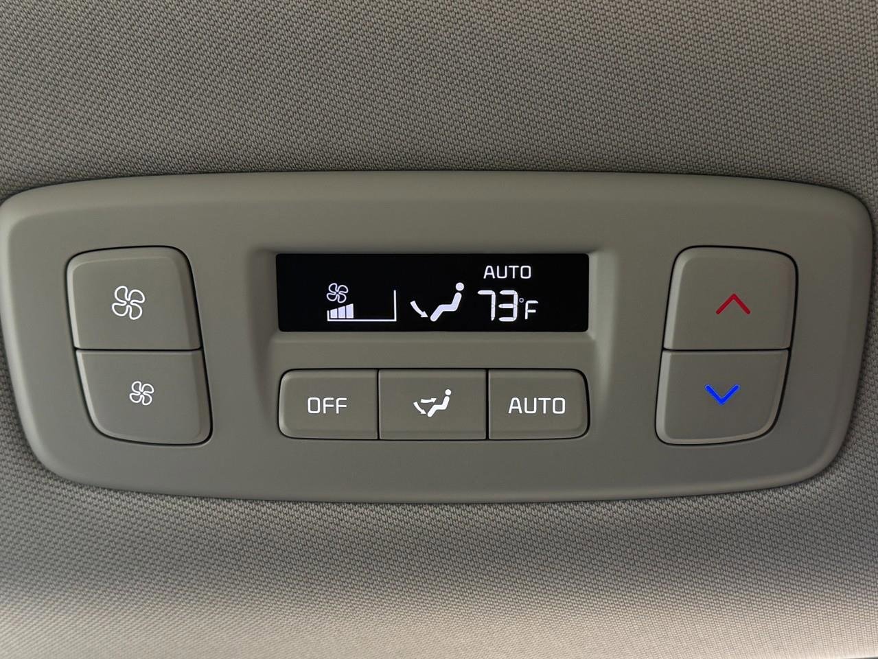 Certified 2026 Kia Carnival SX image 32